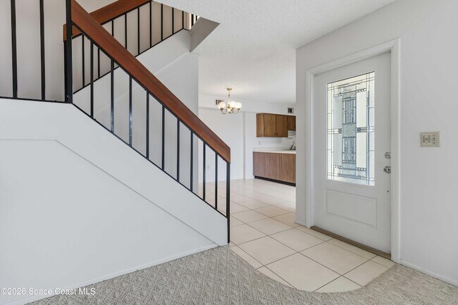 Foto del edificio - 1020 Abada Ct NE