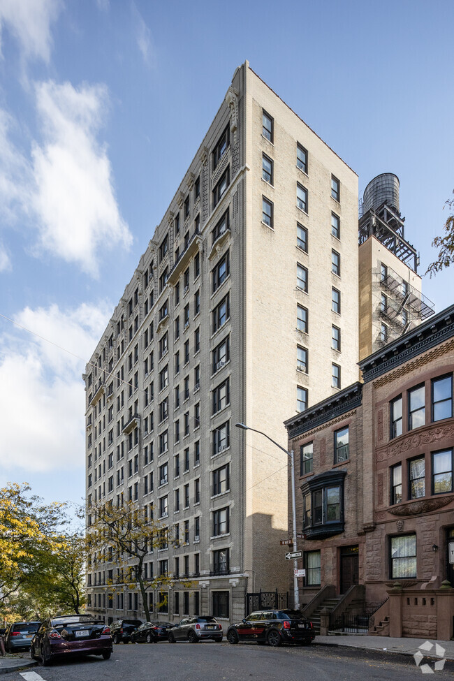 Building Photo - Roger Morris Apartments