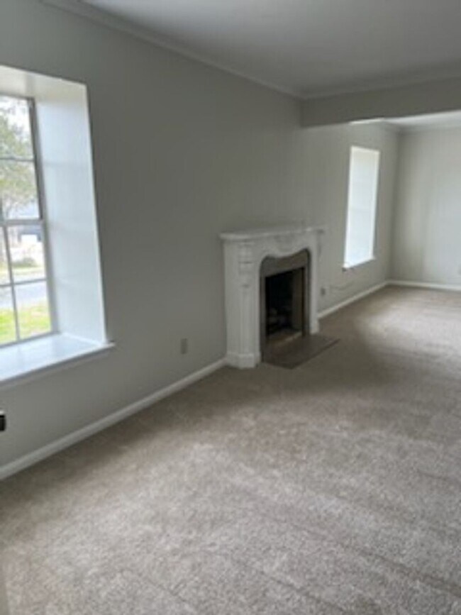 Foto del edificio - Three Bedroom/Two Bath Condo - Normandy Vi...