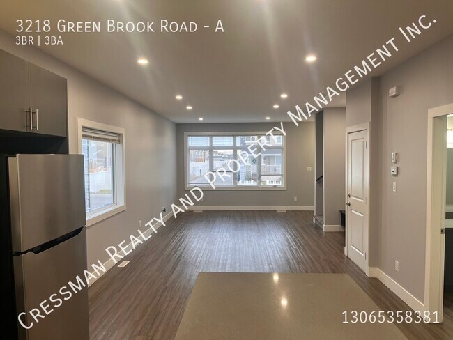 Building Photo - 3 bedroom 2.5 bathroom, main floor home in Greens