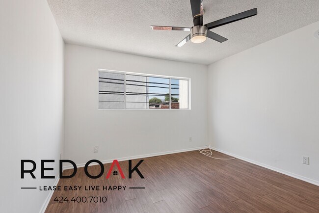 Foto del edificio - 1051 N Gardner St