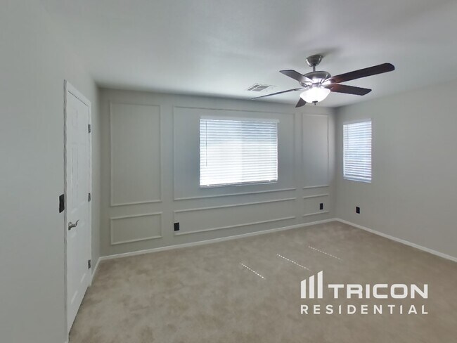Building Photo - 934 Appaloosa Hills Avenue North Las Vegas NV