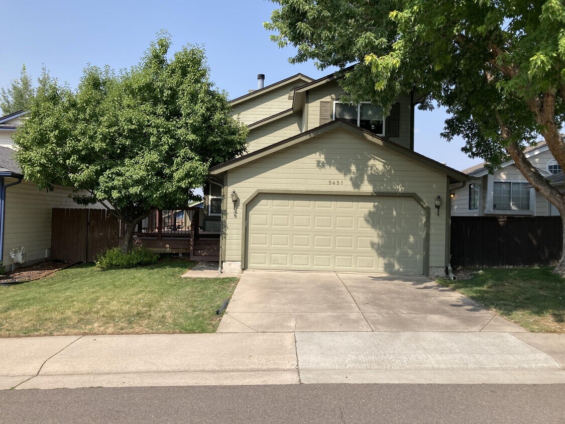Foto principal - 9491 Devon Ct