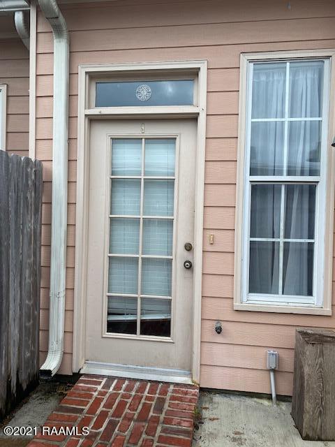Foto principal - 400 W Brentwood Blvd