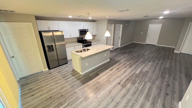 Foto del edificio - Wonderful BRAND NEW 4Bd/2Ba Home in Palm Bay!!