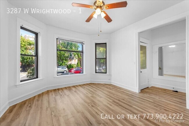 Foto del edificio - 3287 W Wrightwood-1