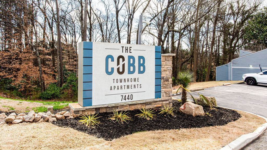 Foto principal - The Cobb Apartments-Townhomes