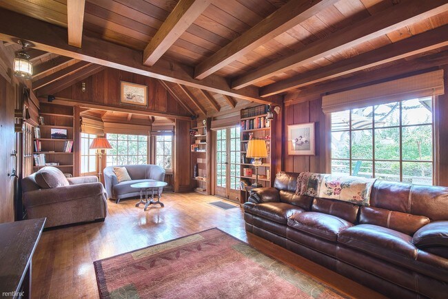 Building Photo - 3 br, 2.5 bath House - 3722 Gate House by-...