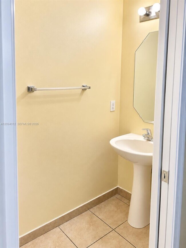 Foto del edificio - 8224 SW 29th St
