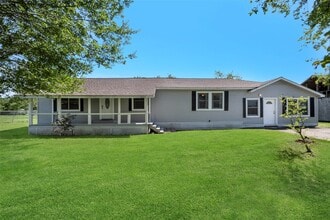 Building Photo - 7506 Bluebonnet St
