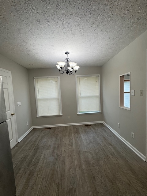 Building Photo - 2222 Skyview Dr