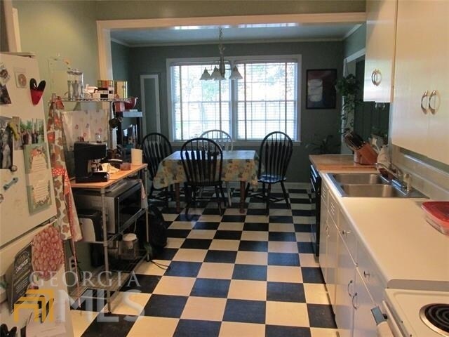 Foto del edificio - 2285 Elmridge Dr