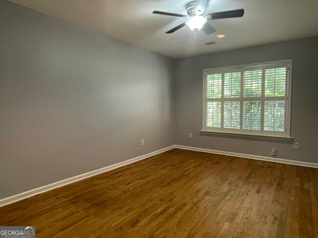 Foto del edificio - 1585 Piedmont Ave NE