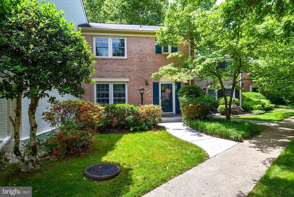 Foto principal - 9758 Cardinal Rd