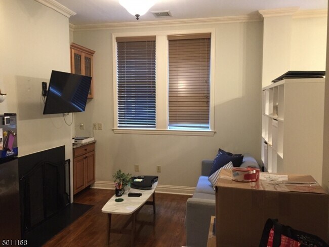 Foto del edificio - 16 Church St