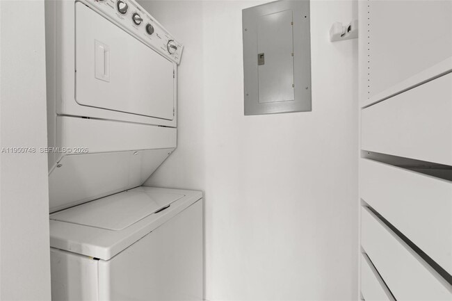 Building Photo - 244 Biscayne Blvd