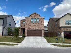 Building Photo - 4416 Avellino Dr