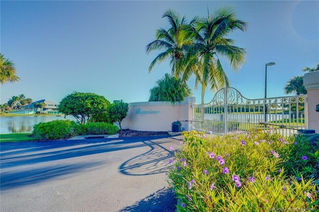Building Photo - 5799 NE Island Cove Way