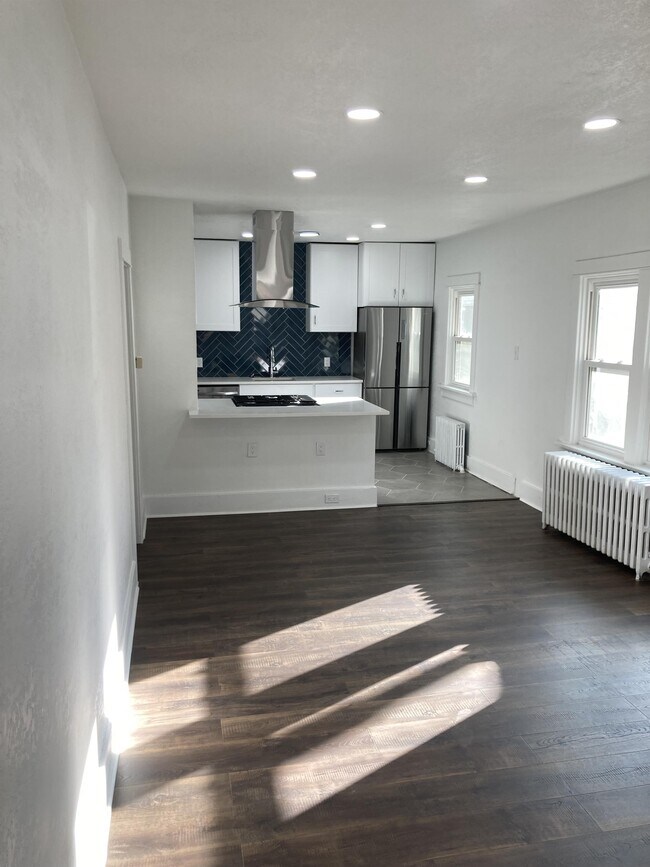 Building Photo - 3970 Winona Ct