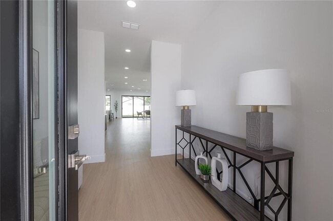 Foto del edificio - 2721 17th Ave N