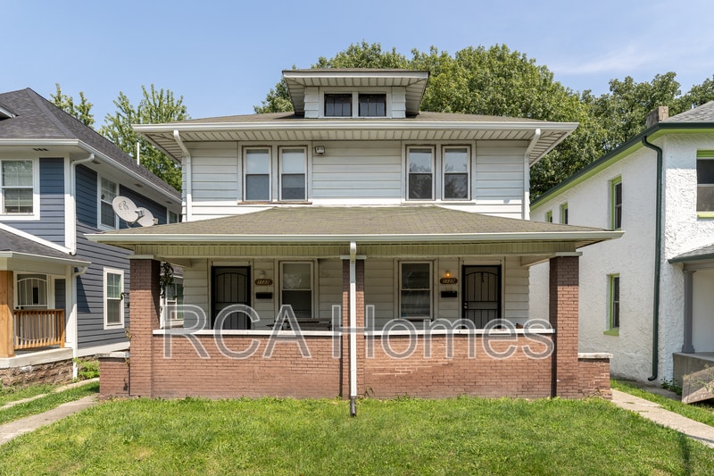 Photo - 1125 N Dearborn