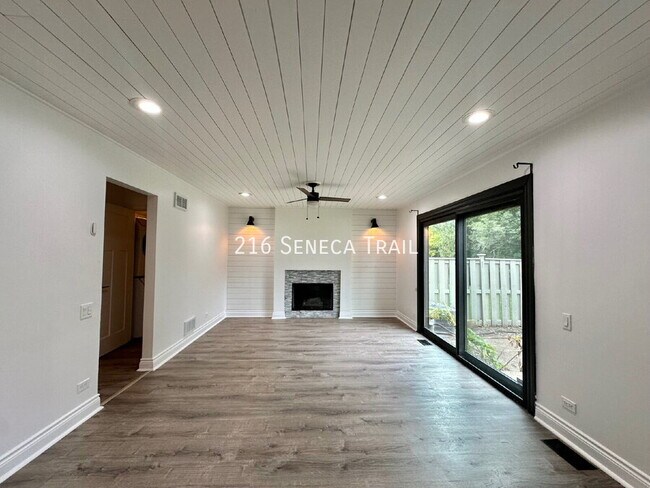 Building Photo - 216 Seneca Trail