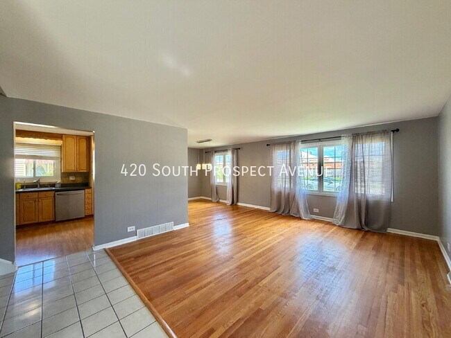 Building Photo - 420 S Prospect Ave