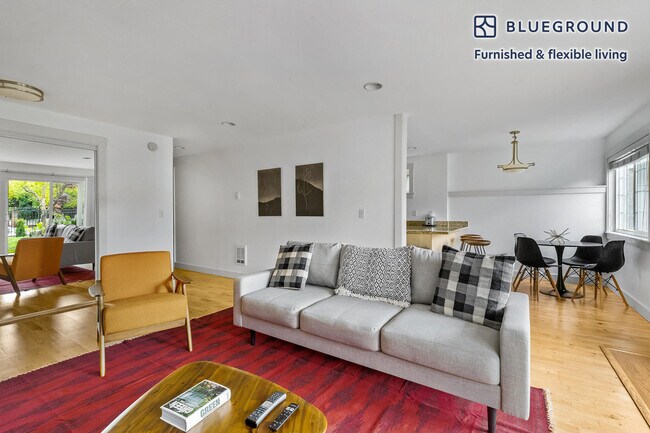 Foto del edificio - 112 14th Ave E