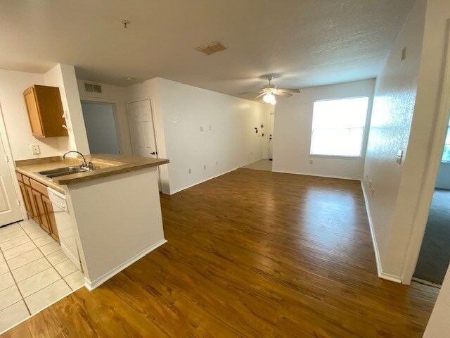 Building Photo - 4850 51st St W