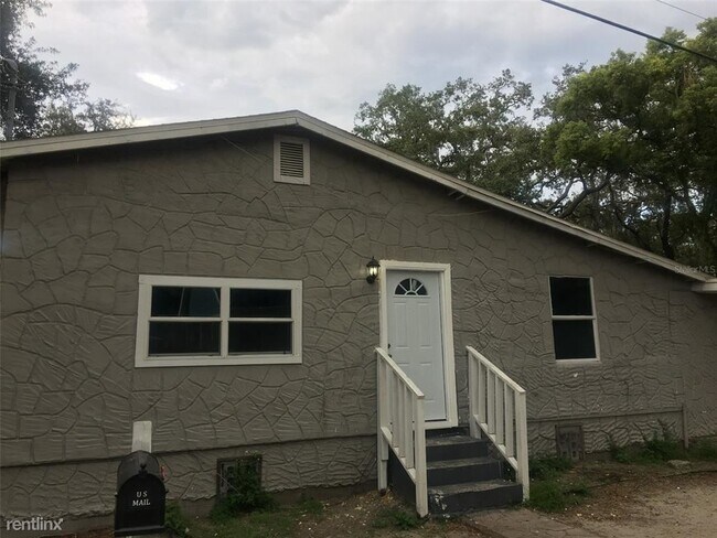 Building Photo - 5 br, 3 bath House - 4809 N 17TH STREET