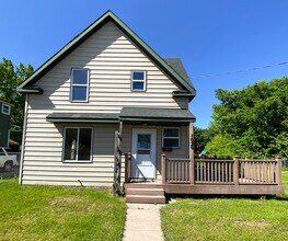 Building Photo - 1020 2nd Ave N