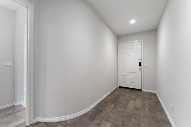 Building Photo - 2434s Tapestry Wy