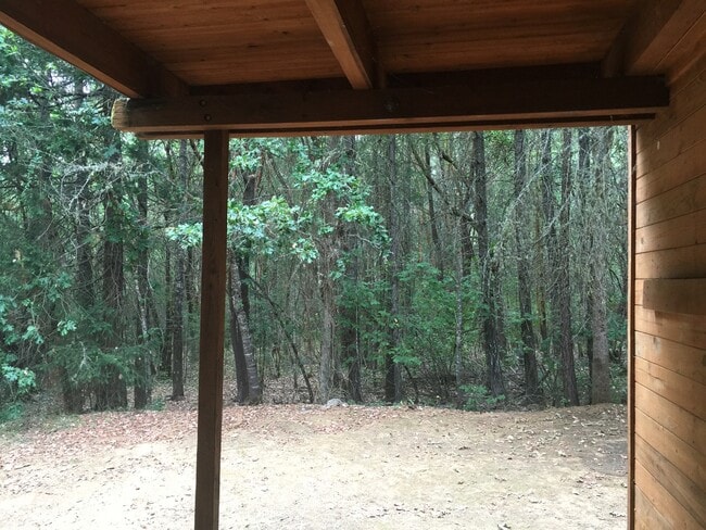 Building Photo - Nice Secluded Cabin Home