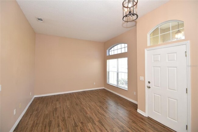 Building Photo - 13 Sergeant Ct