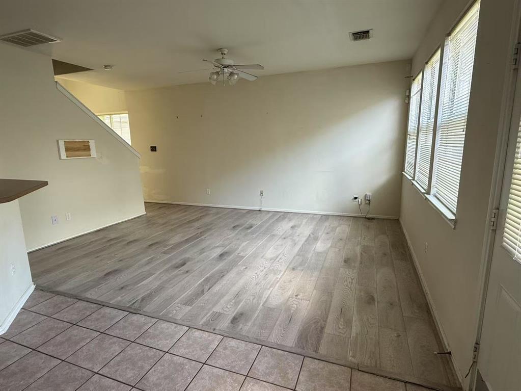 Foto principal - 16623 Newglen Ln
