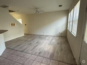 Building Photo - 16623 Newglen Ln