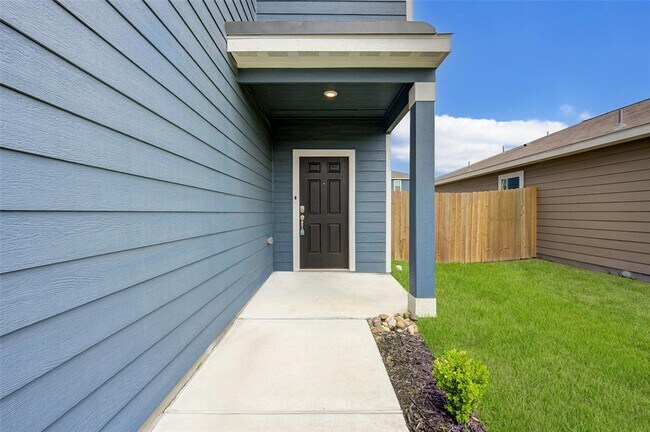 Foto del edificio - 28057 Irving Dr