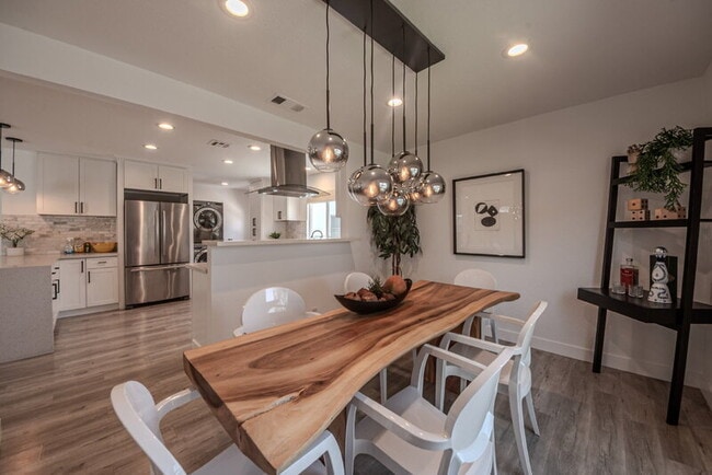 Photo - 3914 Somerset Dr House