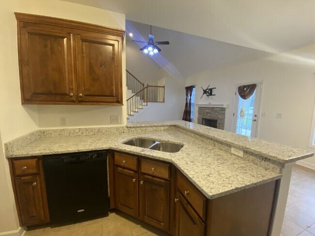 Building Photo - 4011 Windsong Trail