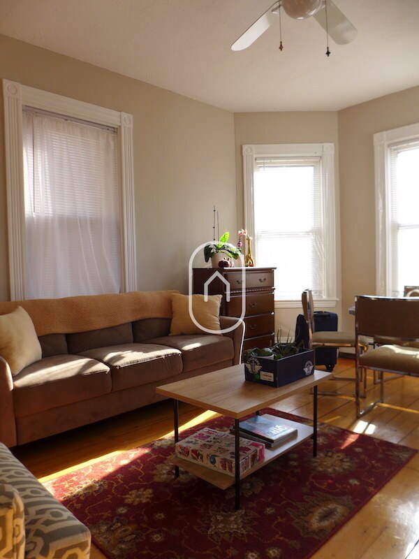 Foto principal - 54 Calumet St