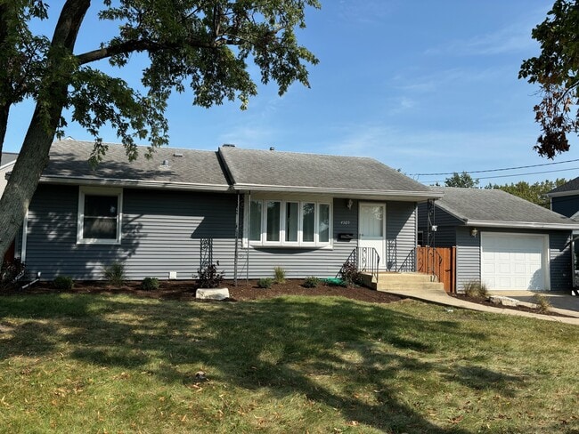 Building Photo - 4509 Florence Ave