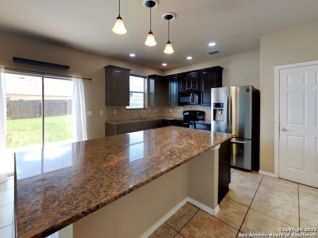 Building Photo - 2203 Hornsby Bend