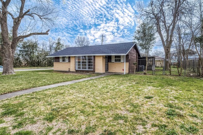 Foto del edificio - 5874 Reed Rd