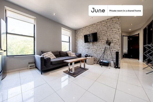 Building Photo - Room in Shared 3 bed/2 bath home in Central Harlem