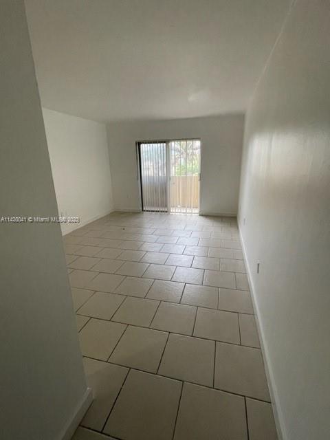 Foto del edificio - 4265 NW S Tamiami Canal Dr