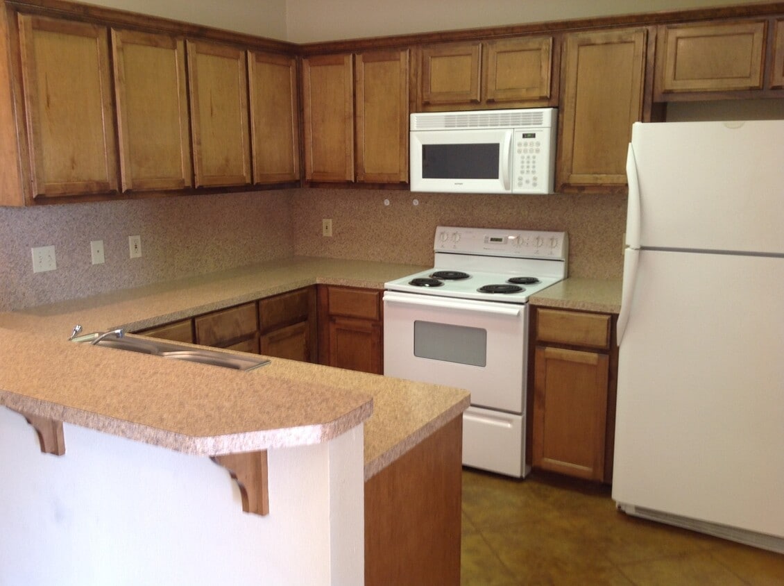 Building Photo - Surrey Ridge Duplex