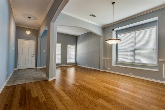 Foto del edificio - 1620 Bur Oak Dr