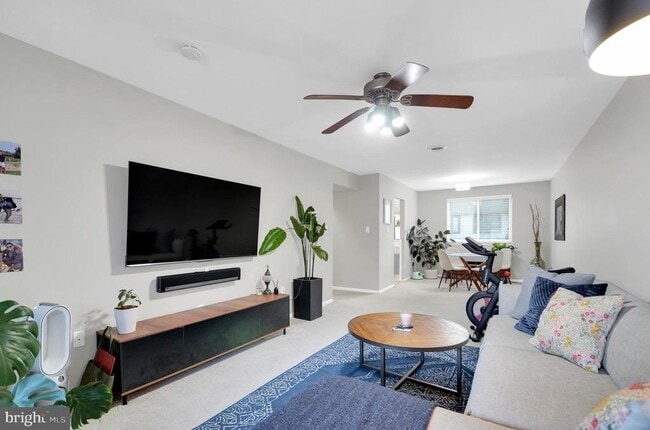 Foto del edificio - 46-6 Holly Dr