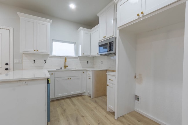 Foto del edificio - 10050 Ajuga Ln