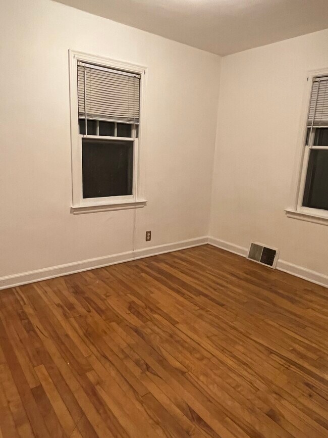 Foto del edificio - 229 W Marquette St